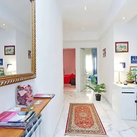 I-Pini-Di-Roma-Rooms-Suites-Interior