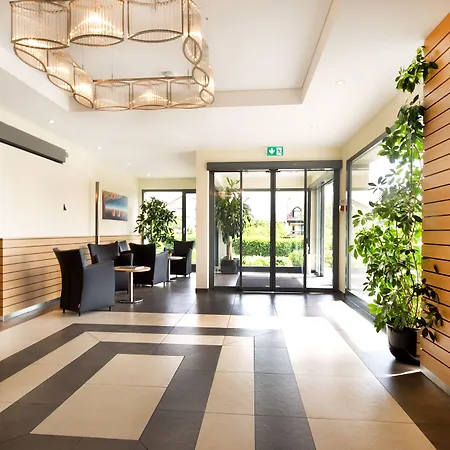 Hotel-Glanis-Gland-Exterior