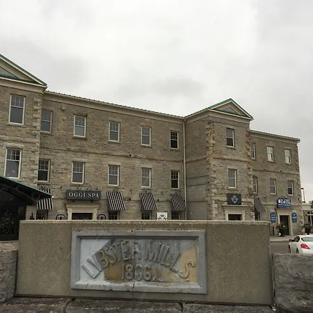Stone-Mill-Inn-Saint-Catharines-Exterior