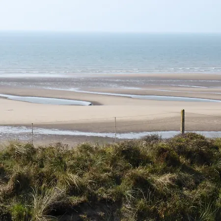 Bailey-Ground-Lodge-Seascale-Beach