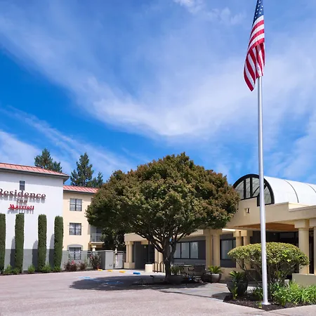 Residence-Inn-By-Marriott-Palo-Alto-Menlo-Park-Exterior