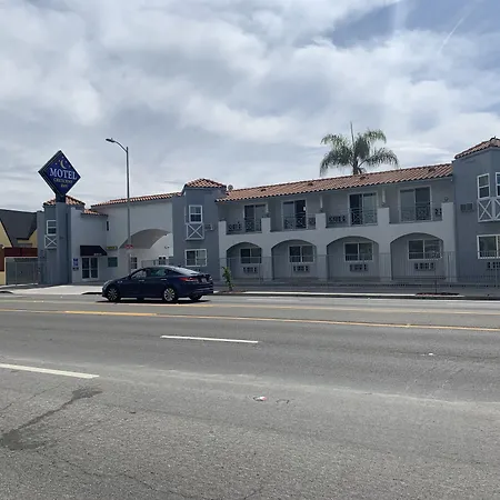 Crescent-Inn-Los-Angeles-Exterior