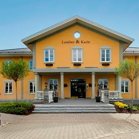 Lumber-Karle-Hotel-Kvanum-Exterior