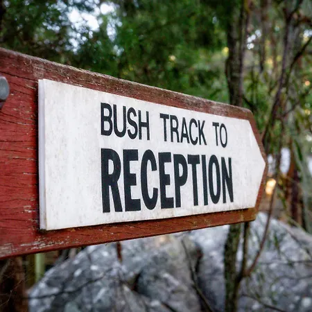 Honeysuckle-Cottages-Stanthorpe-Exterior