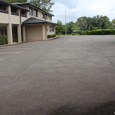 The-Pioneer-Way-Motel-Springwood-Exterior