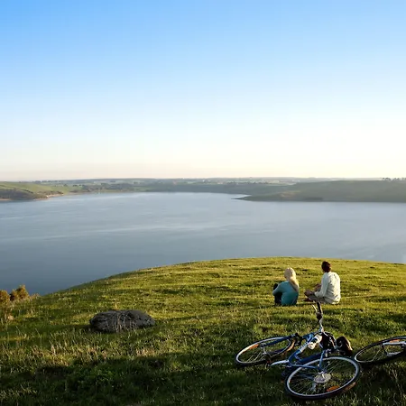 Lakes-And-Craters-Holiday-Park-Camperdown-People