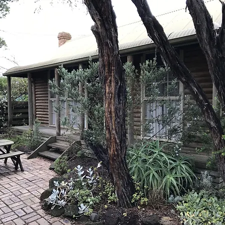 Ti-Tree-Village-Ocean-Grove-Exterior