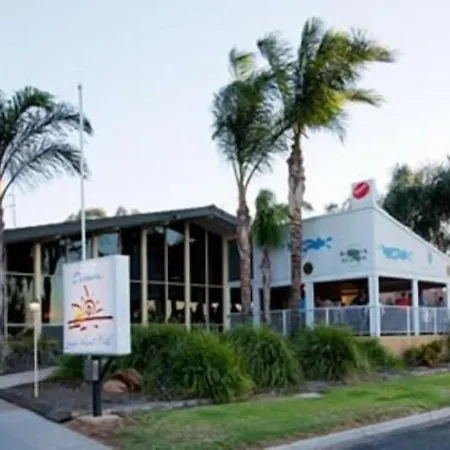 Barmera-Lake-Resort-Motel-Exterior
