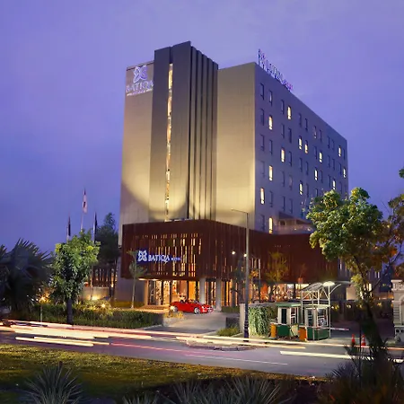 Batiqa-Hotel-Jababeka-Cikarang-Exterior