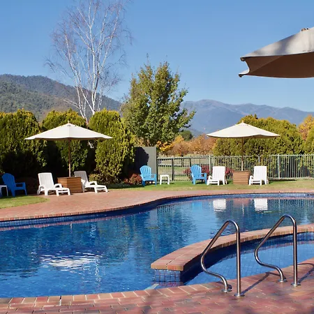 Discovery-Parks-Bright-Freeburgh-Swimming-Pool