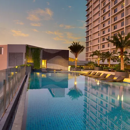 Holiday-Inn-Suites-Jakarta-Gajah-Mada-By-Ihg-Exterior