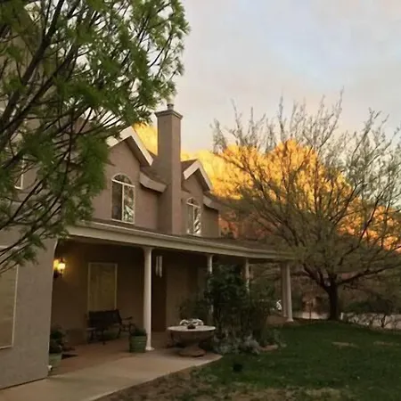 Novel-House-Inn-At-Zion-Springdale-Exterior