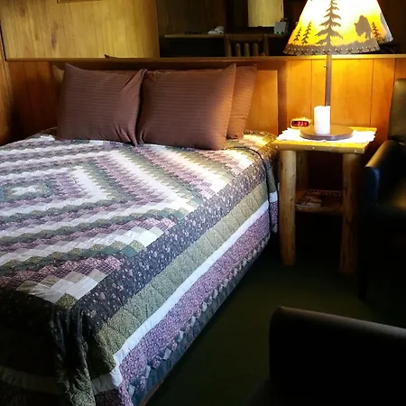 Trails-End-Motel-Dubois-Room