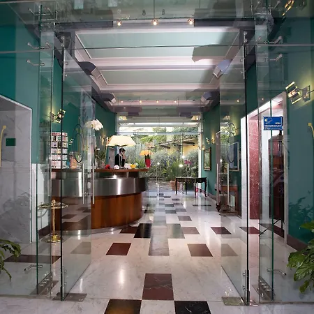 Ateneo-Garden-Palace-Rome-Restaurant