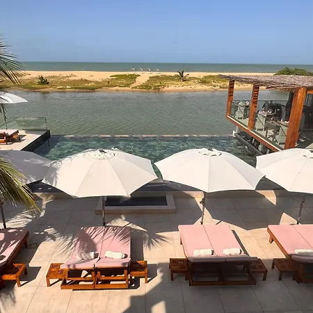 La-Parenthese-Hotel-Mbodiene-Beach