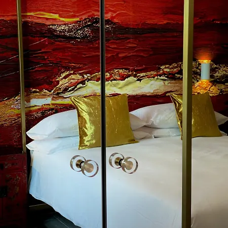 Elements-Hotel-Rome-Exterior