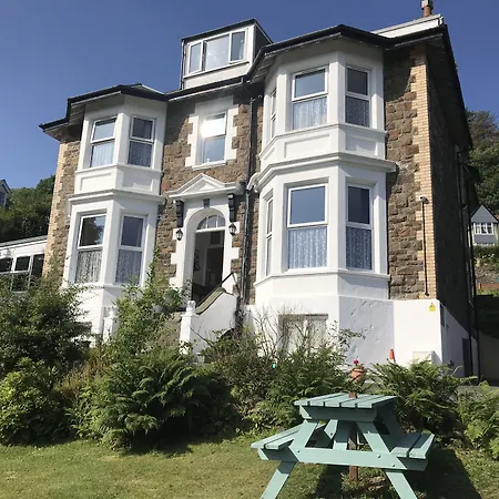 Cairn-House-Bed-Breakfast-Ilfracombe-Exterior