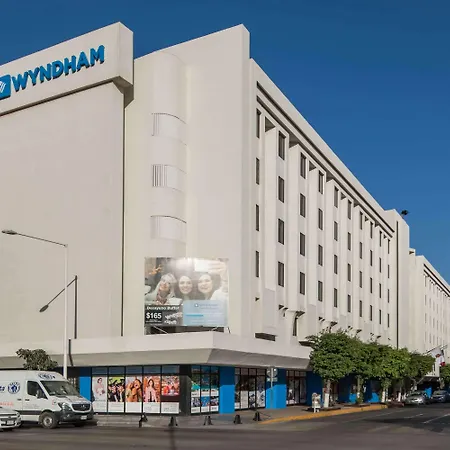 Wyndham-Executivo-Culiacan-Exterior