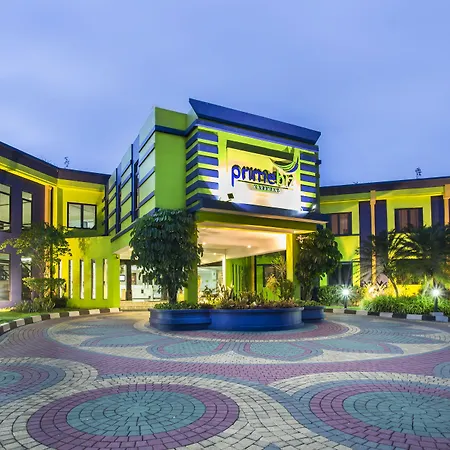 Primebiz-Hotel-Karawang-Cikampek-Exterior