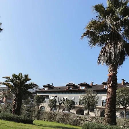 Hotel-Santa-Cruz-Cangas-de-Onis-Exterior