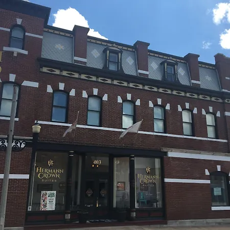 Hermann-Crown-Suites-Exterior