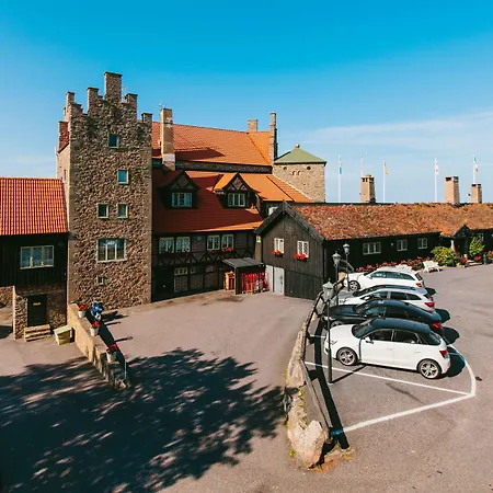 Hotel-Gyllene-Uttern-Granna-Exterior