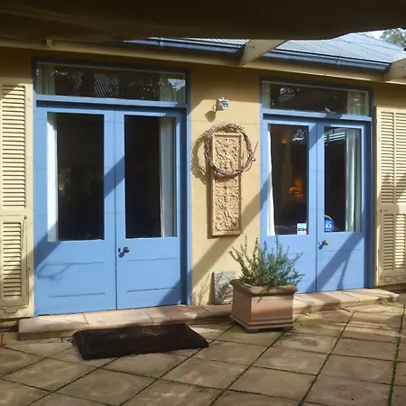 Athelney-Cottage-Bed-And-Breakfast-Adelaide-Exterior