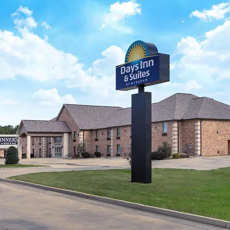 Days-Inn-Suites-By-Wyndham-Florence-Jackson-Area-Exterior