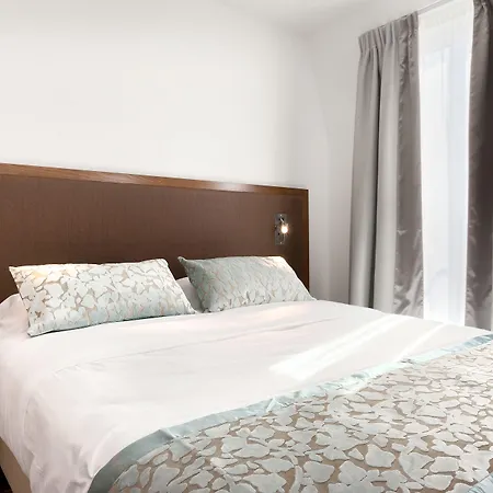 Le-Trente-Hotel-Paris-Room