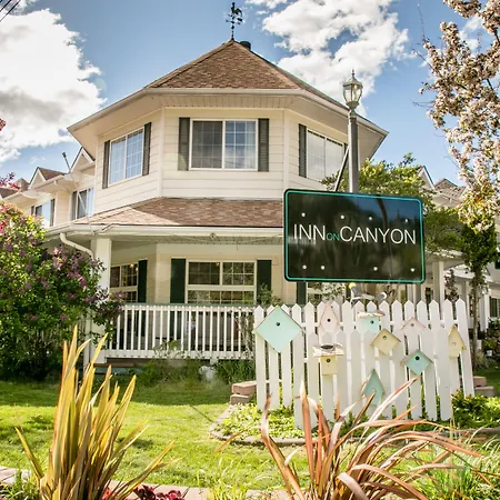 Inn-On-Canyon-Radium-Hot-Springs-Exterior