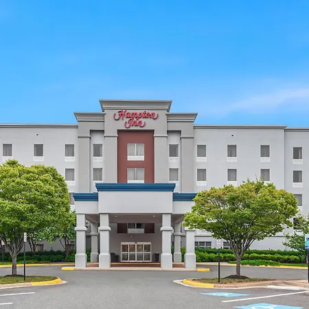 Hampton-Inn-Gainesville-Haymarket-Exterior