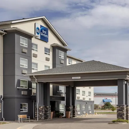 Best-Western-Dawson-Creek-Exterior