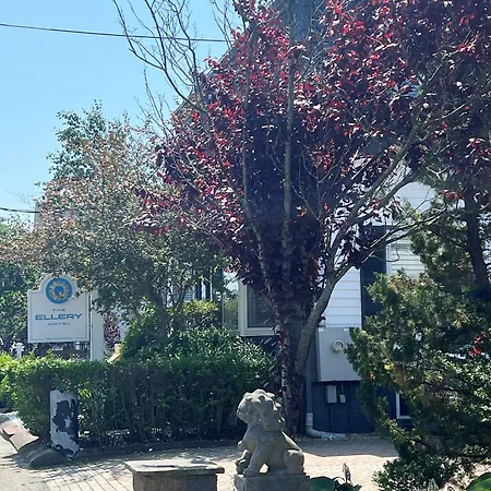Ellery-Hotel-Provincetown-Exterior