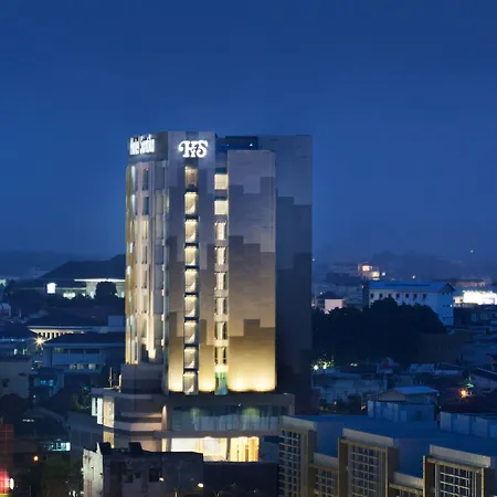 Hotel-Santika-Radial-Palembang-Skyline