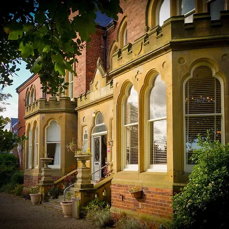 Brockley-Hall-Hotel-Saltburn-by-the-Sea-Exterior