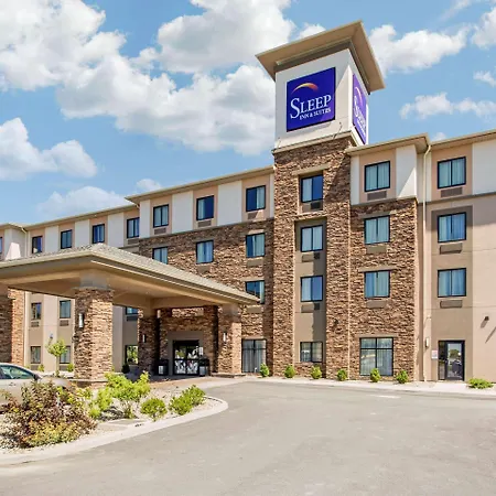 Sleep-Inn-Suites-Middletown-Goshen-Exterior