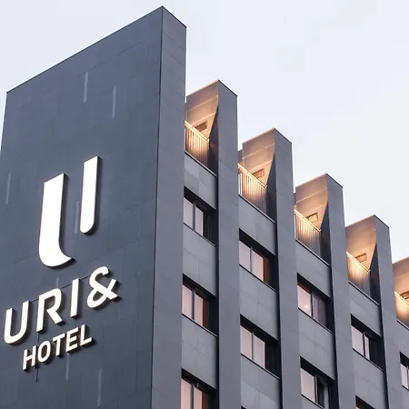 Hotel-Uri-Seoul-Exterior