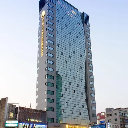Hotel-The-Designers-Seoul-Station-Exterior