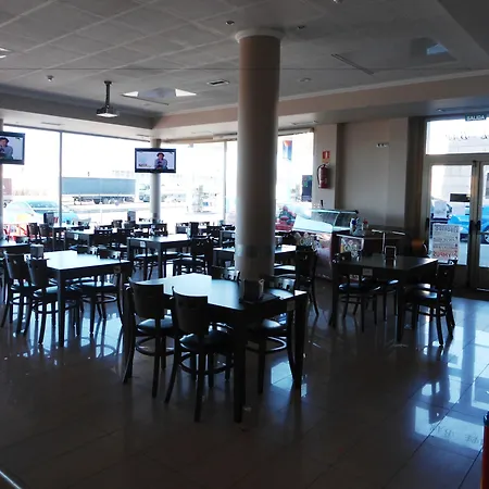 Hotel-San-Cibrao-San-Ciprian-de-Vinas-Restaurant