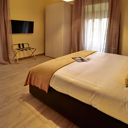 Cdr-Guest-House-Rome-Room