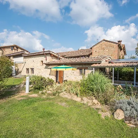 La-Farneta-Villa-Monteriggioni-Exterior