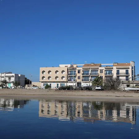 Hotel-Celeste-Marzamemi-Exterior