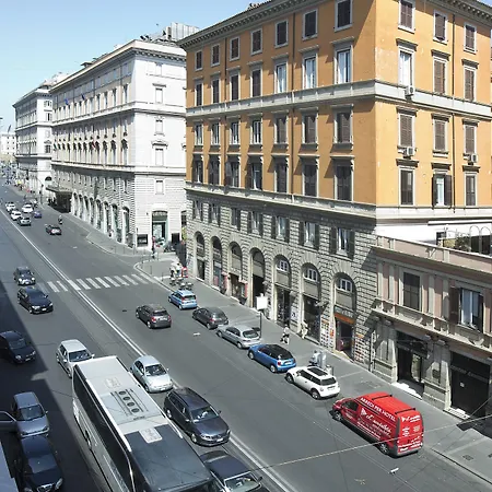 Roman-Holidays-Boutique-Hotel-Exterior