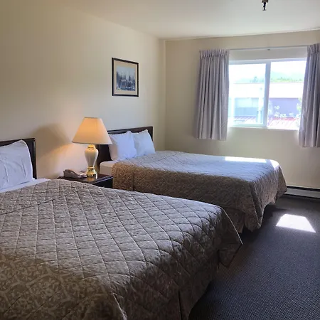 Glacier-Hotel-Valdez-Room