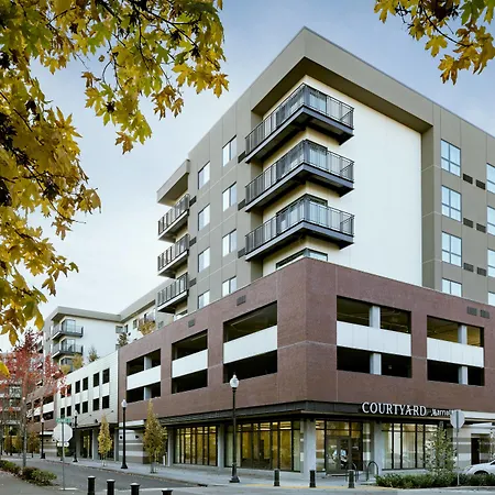 Courtyard-By-Marriott-Corvallis-Exterior
