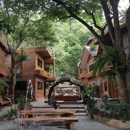 Treasure-Inn-Khaoyai-Mu-Si-Exterior