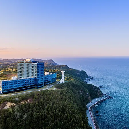 Hotel-Tops-10-Gangneung-Exterior