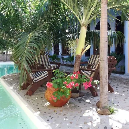 Reef-View-Pavilions-Villas-Condos-Lance-aux-Epines-Exterior