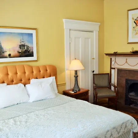 Bellevue-House-Bed-Breakfast-Newport-Room