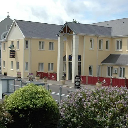 Ostan-Loch-Altan-Hotel-Cashel-Hill-Exterior